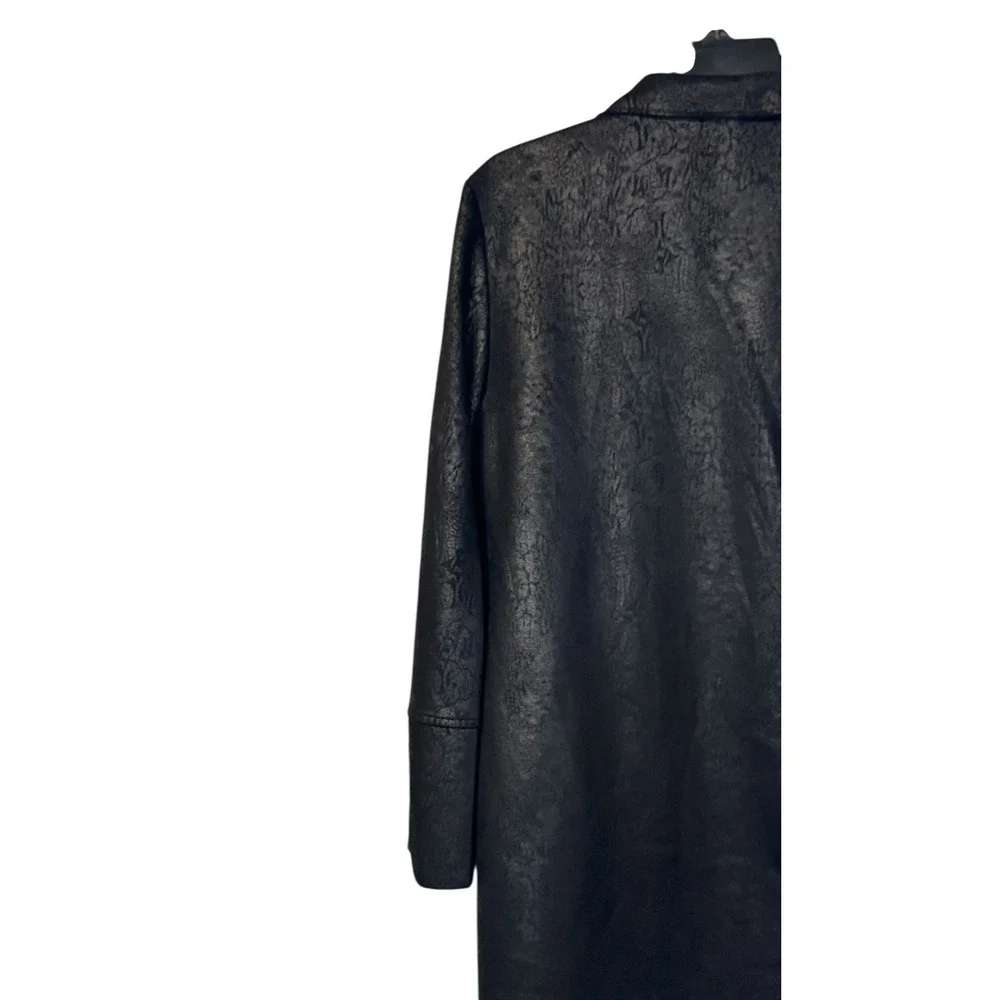Tahari brand material